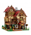 Reobrix 66018 Medieval Tavern Bistro Building Blocks Toy Set